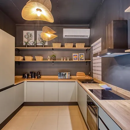 Modern With Rooftop Terrace, Steps To Bay *