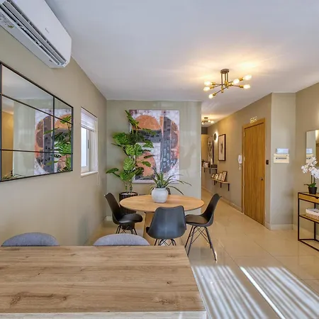 Modern With Rooftop Terrace, Steps To Bay * Mellieħa